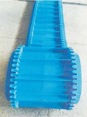 Conveyor Belts with V-Guides, Cleats and Sidewalls